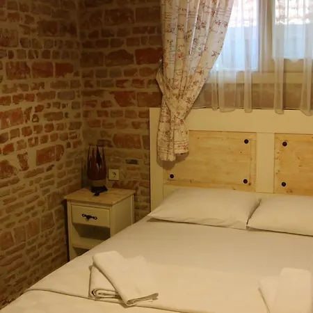 Gizemli * Ayvalı