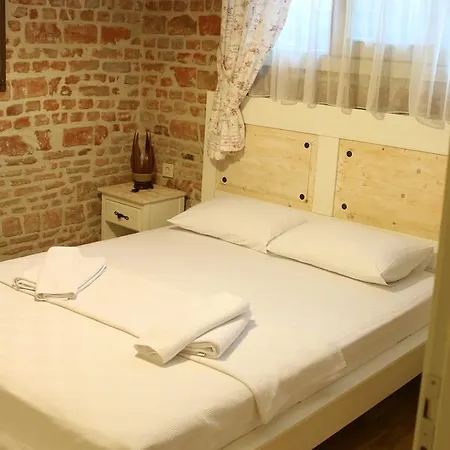Gizemli Homestay Ayvalik